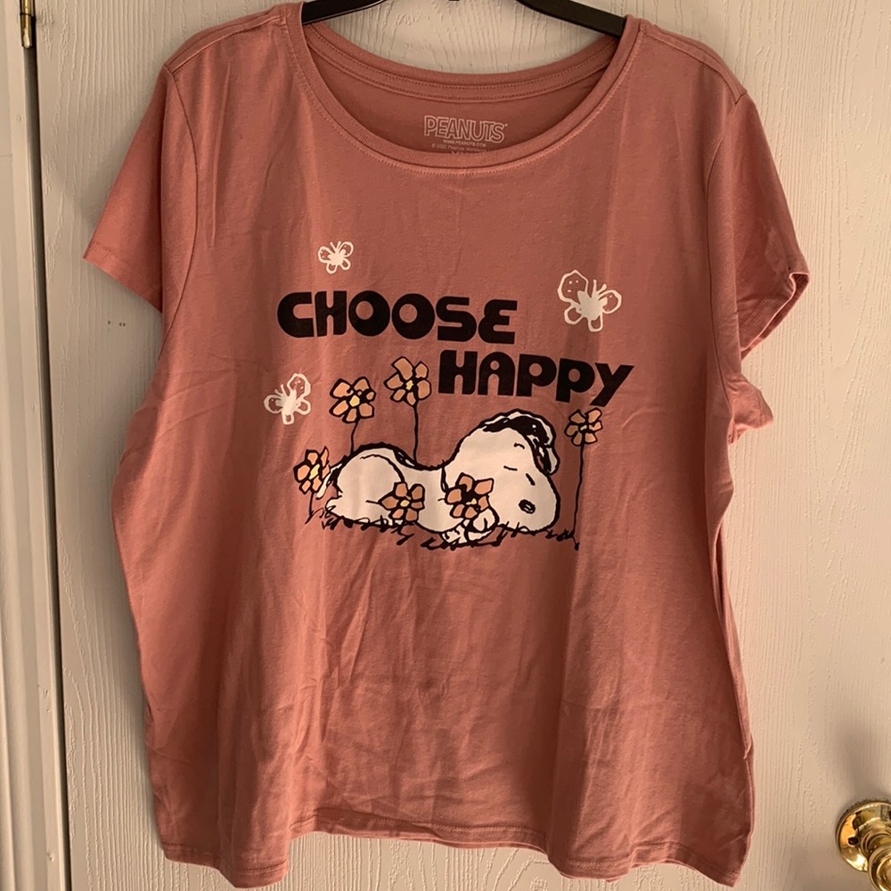 Peanuts brand Snoopy Shirt